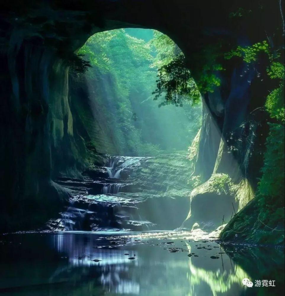 宇宙蜜蜂